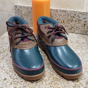 G.H Bass & Co Thermolite Low Ankle Duck Shoes